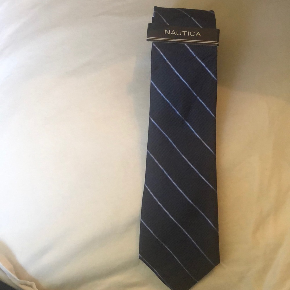 NWOT tags Náutica Tie